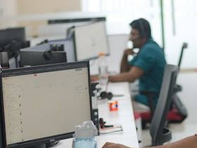 Freelancer beim Arbeiten